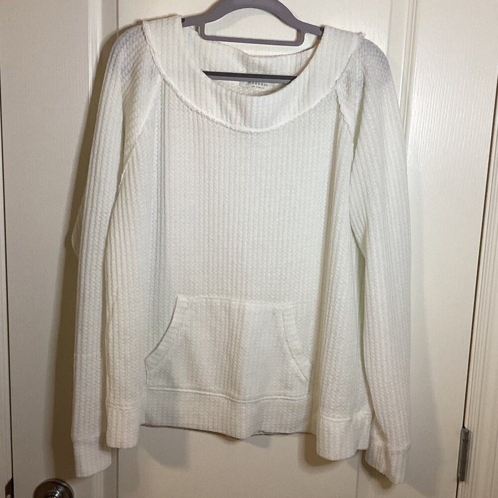 Mododoc Women's White Semi Sheet Sweater Size L Long Sleeves Scoop Neck Preppy